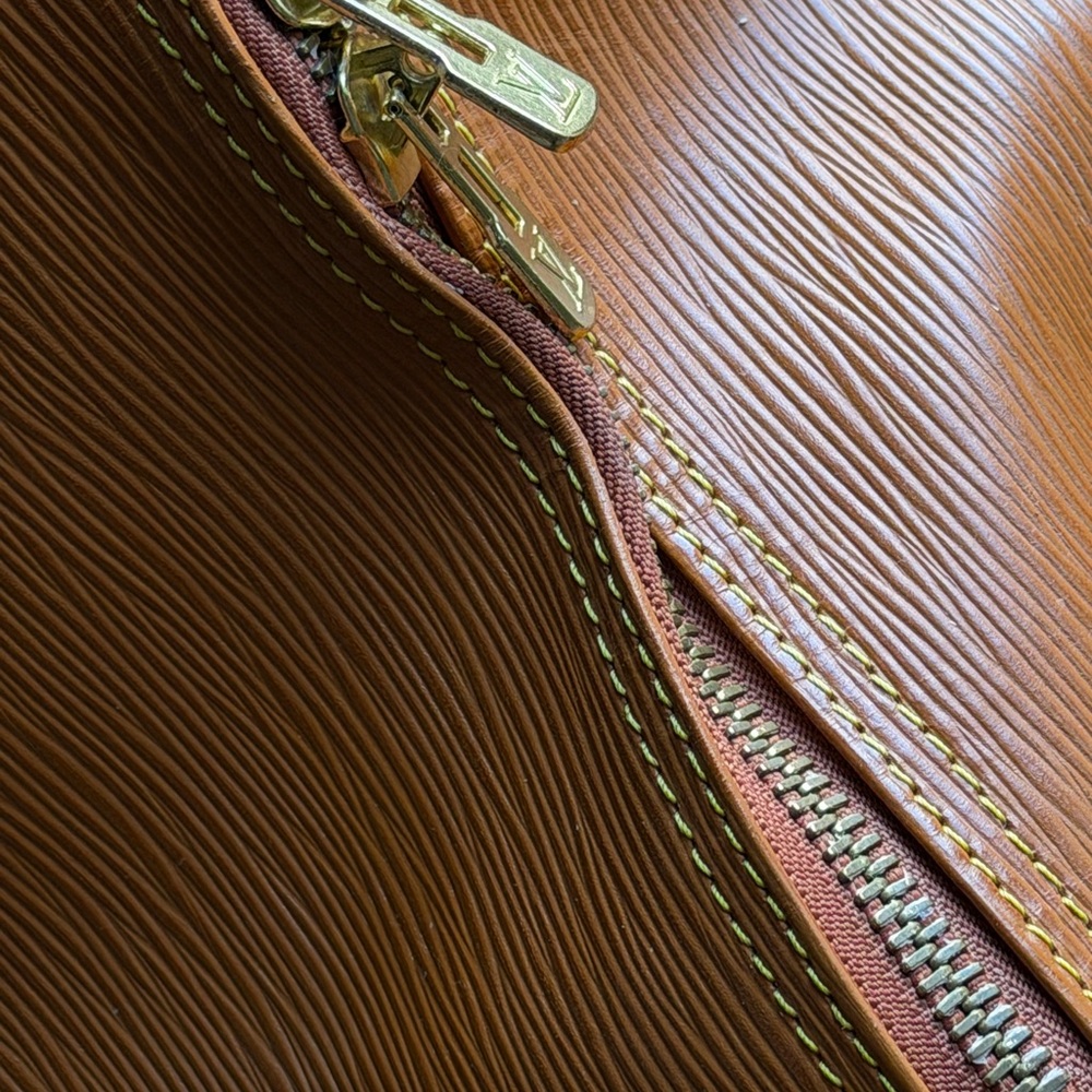 Louis Vuitton Tan Leather Duffel Bag - Picture 6 of 10